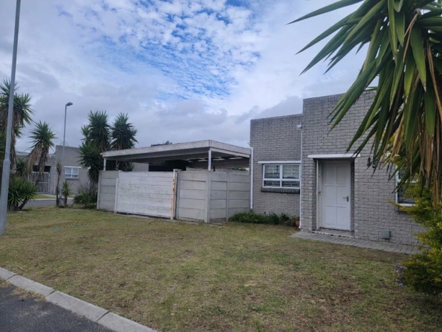 To Let 3 Bedroom Property for Rent in Des Hampden Western Cape